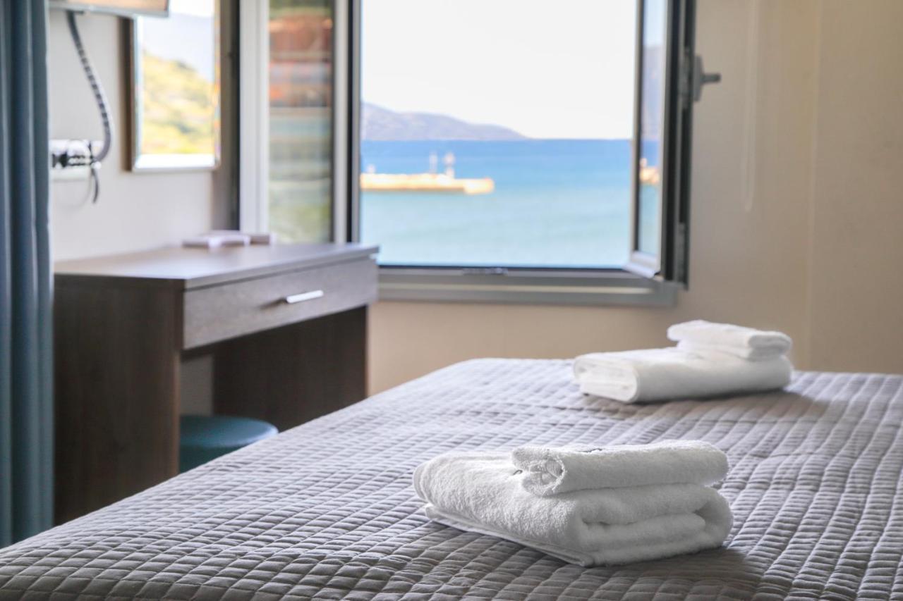 Sunrise Bay Apts أيّا إفيميا الغرفة الصورة